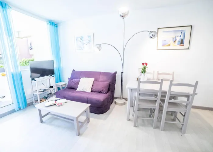 Les Marines Port 2 Min Camargue- Pros Services Conciergerie La Grande Motte *